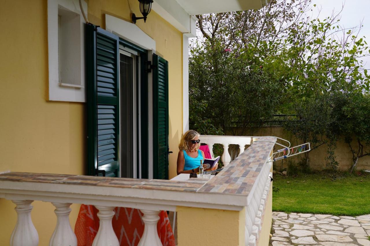 Stefanias Prasoudi Beach Agios Matthaios (Corfu) Exterior foto